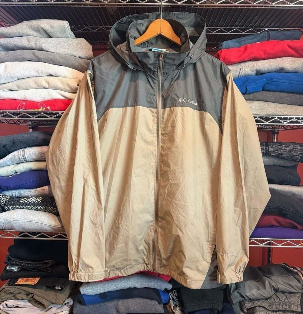 Columbia Tusk Grill Glennaker Lake Rain Jacket Men Large hood in collar